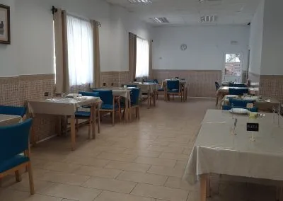 residencia de ancianos los angeles en Valladolid-16